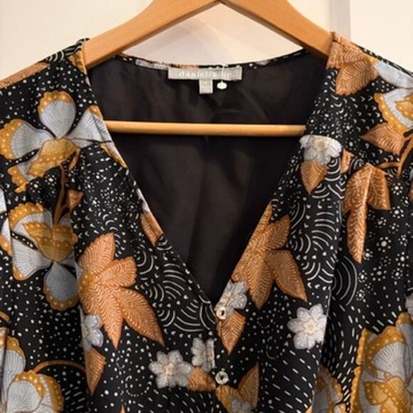 Daniel Rainn M Floral Long Sleeve Mini Dress Black Gold Boho Sheer Whimseygoth - Picture 3 of 8